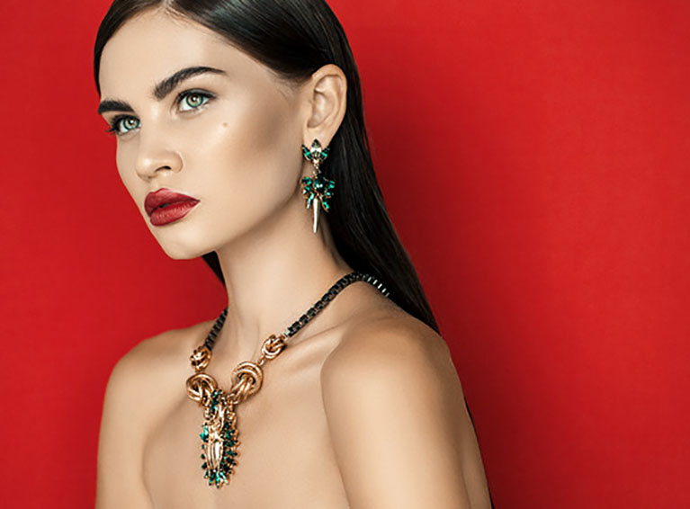 Featured Necklaces